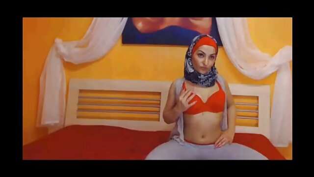 Adolescente de videos maduras zorras tetas perfectas con pezones hinchados lactando